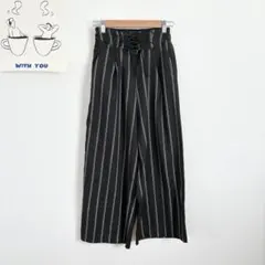 パークガール　ストライプ柄　ワイドパンツ　レースアップ　リラックススタイル◎
