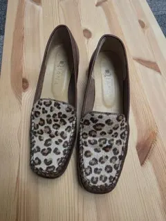 DIANA ヒョウ柄 ローファー