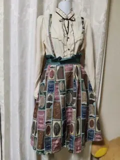 axes famme ブラウス　サス付きスカート