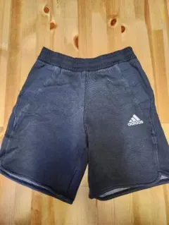 adidas ハーフパンツ 150