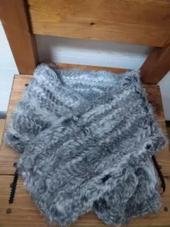 ノーリーズ　ラビットファー　ティペット　グレー