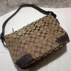 Coach モノグラム柄 ショルダーバッグ