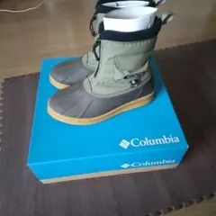Columbia スノーブーツ オリーブ