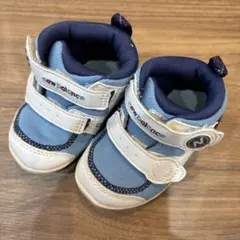 Item thumbnail for item b35aa555-5b60-44a4-b46d-3bd34b9ff426