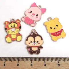 2点限り⭐️愉快な仲間達.。.:*4個♡チャーム