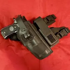 整備済 ITW NEXUS社製 ナイロン・樹脂製 レッグホルスター