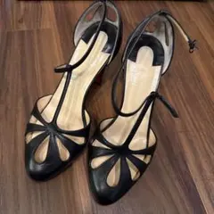 ルブタン　サンダル