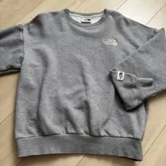 韓国　ノースフェイス　トレーナー　スウェット
