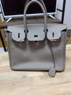 未*央様 本革レディースハンドバッグ