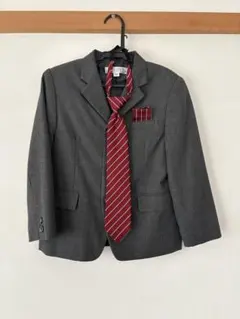 グレー ストライプ スーツ ネクタイ付き