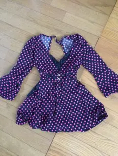 セシルマクビー ドット柄バルーン袖チュニック　M ブラック&ピンク