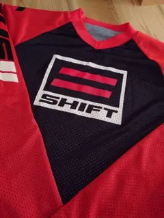 2026年最新】shift モトクロスの人気アイテム - メルカリ