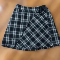 ピンクラテ　スカート