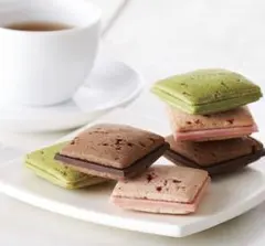 早い者勝ち！2店舗限定★モンロワール 大袋 ぶ厚い チョコレート クッキーサンドのサムネイル