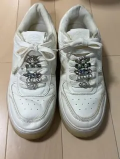 ZARA ビジュー付き ホワイト スニーカー