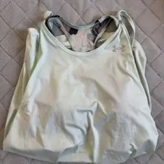 アンダーアーマー　スポーツブラ カモフラージュ　ヨガウェア