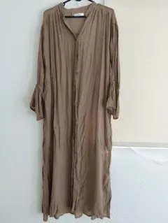 ブラウンロングシャツワンピースのサムネイル