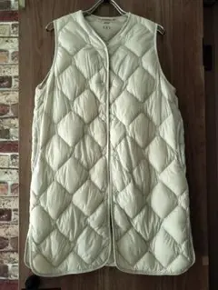 最終値下げ☆　UNIQLO ULTRA LIGHT DOWN ダウンベスト S