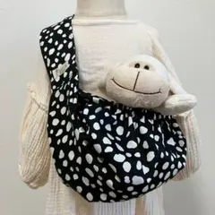 おままごと用スリング ドールキャリア モフリン　ブラックダルメシアン×生成り
