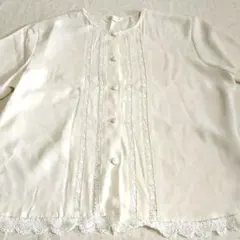 アイボリー レース装飾 半袖ブラウス