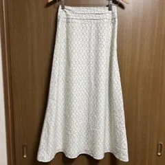 eimy istoire ホースシュー柄 ロングフレアスカート ホワイトのサムネイル