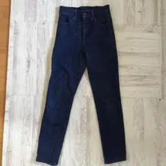 美品 ユニクロ ウルトラストレッチジーンズ 22 56 デニム ジーンズ
