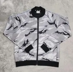 2026年最新】ニューバランス迷彩ジャケットの人気アイテム - メルカリ