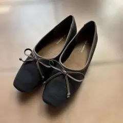 美品　リボン付きブラックバレエシューズ Mサイズ