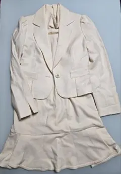 Rew de Rew アイボリージャケット＆Petit Poudre ワンピース