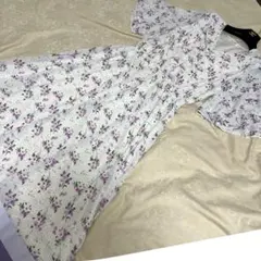 花柄ロングワンピース Lサイズ　白 ピンク 裾パープル 清楚 フェミニン