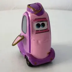 激レア ディズニー ピクサー カーズ ダニエラマフラー Cars ミニカー 激レア ディズニー ピクサー カーズ ダニエラマフラー Cars ミニカー
