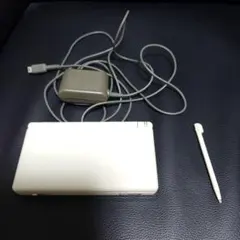 Nintendo DS lite 本体 ホワイト ジャンク品