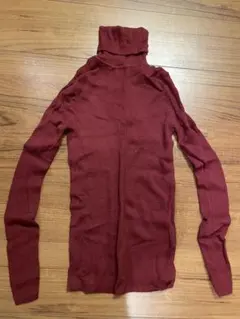 UNIQLO タートルネックセーター