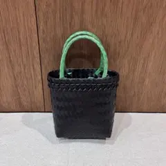 メケアリサ Mekearibag XS