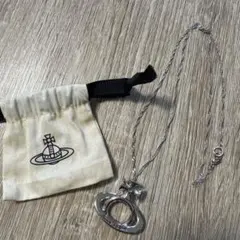 ヴィヴィアン ネックレス