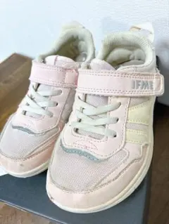 IFME スニーカー