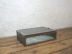 Item thumbnail for item 6c6df36d-48f9-40f5-b587-dbbedd43b33c