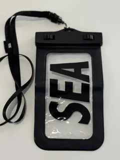 【美品】WIND AND SEA 防水スマホポーチ ネックストラップ付 ブラック