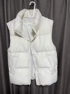 GU　ヒートパデッドオーバーサイズベスト（S／ホワイト・ナチュラル）