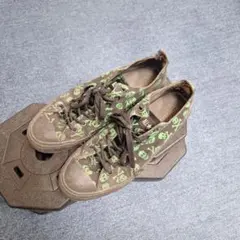 【ジャンク】CONVERSE スカル柄 ブラックのサムネイル