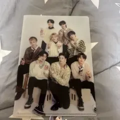 2025年最新】stray kidsファイルの人気アイテム - メルカリ