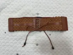 ブラウン レースアップ ベルト