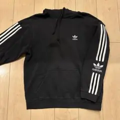 adidas originals テックフーディー 刺繍トレフォイルロゴ 黒