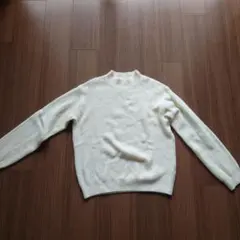 UNIQLO イエロー Mサイズ セーター【送料込】