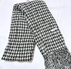 ブラック✖️ホワイト　千鳥格子柄のマフラー　ストール✨レディース