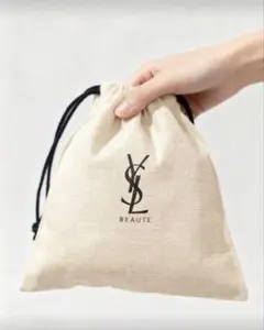 未使用YSL イヴサンローラン　ノベルティ巾着ポーチ