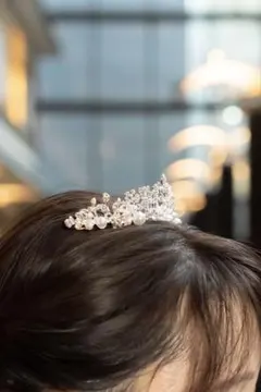 ブライダル向けパールのティアラ
