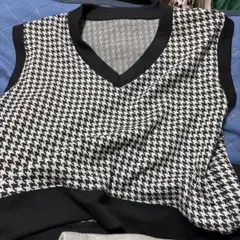ハウンドトゥースパターン Vネックニットベスト
