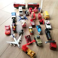 ミニカーセット● 27点●カーズ、アンパンマン●トーマス●チョロQなど