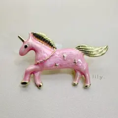 【ブローチ】マーブル模様のユニコーン ＊ 馬 ピンク